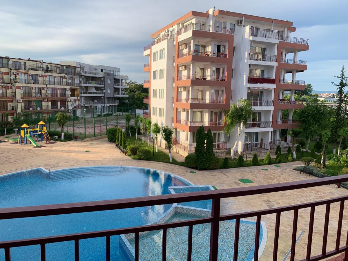 Riviera Fort Beach Apartments By Kalina Resort, Ravda Kültér fotó