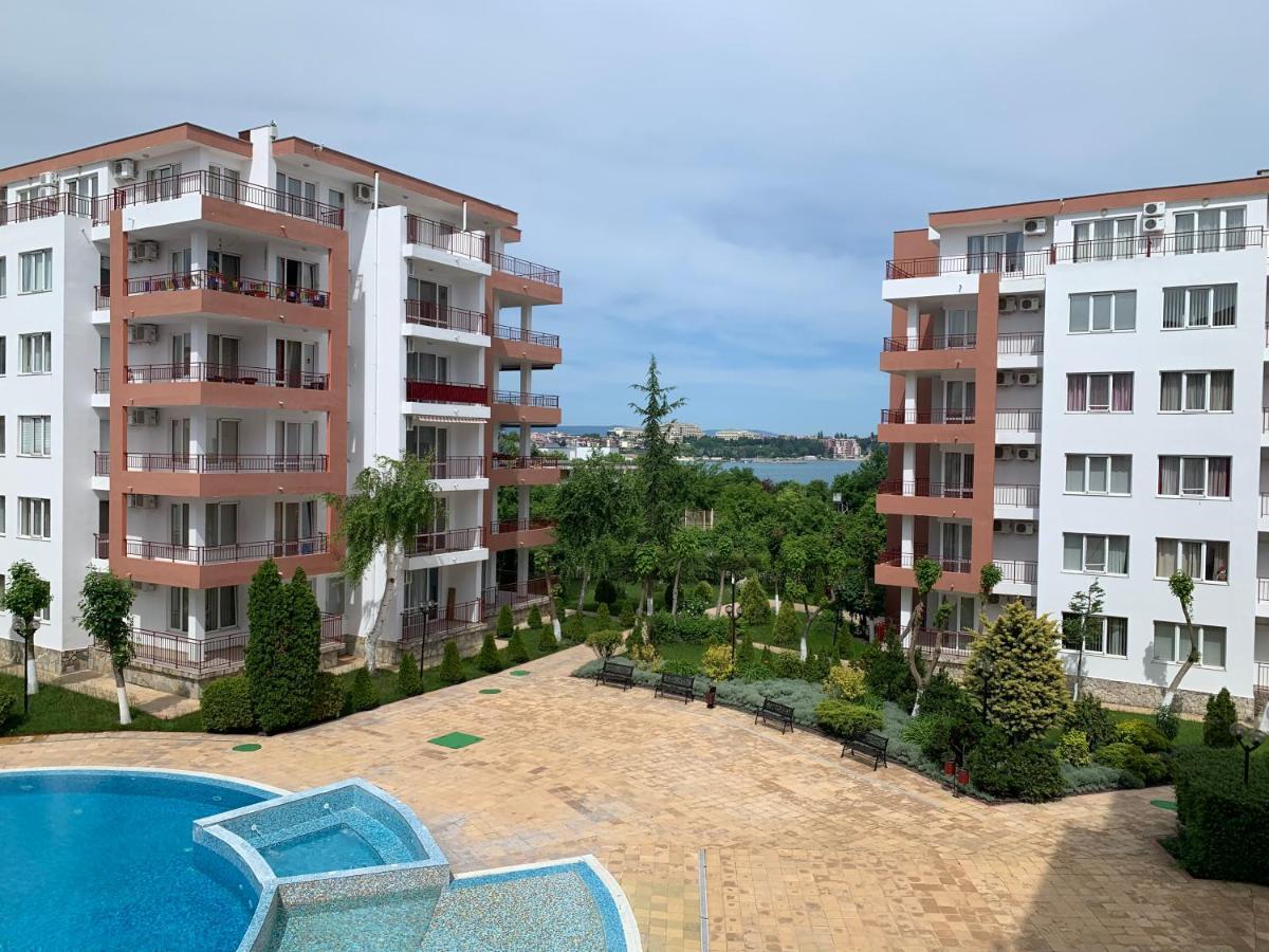 Riviera Fort Beach Apartments By Kalina Resort, Ravda Kültér fotó