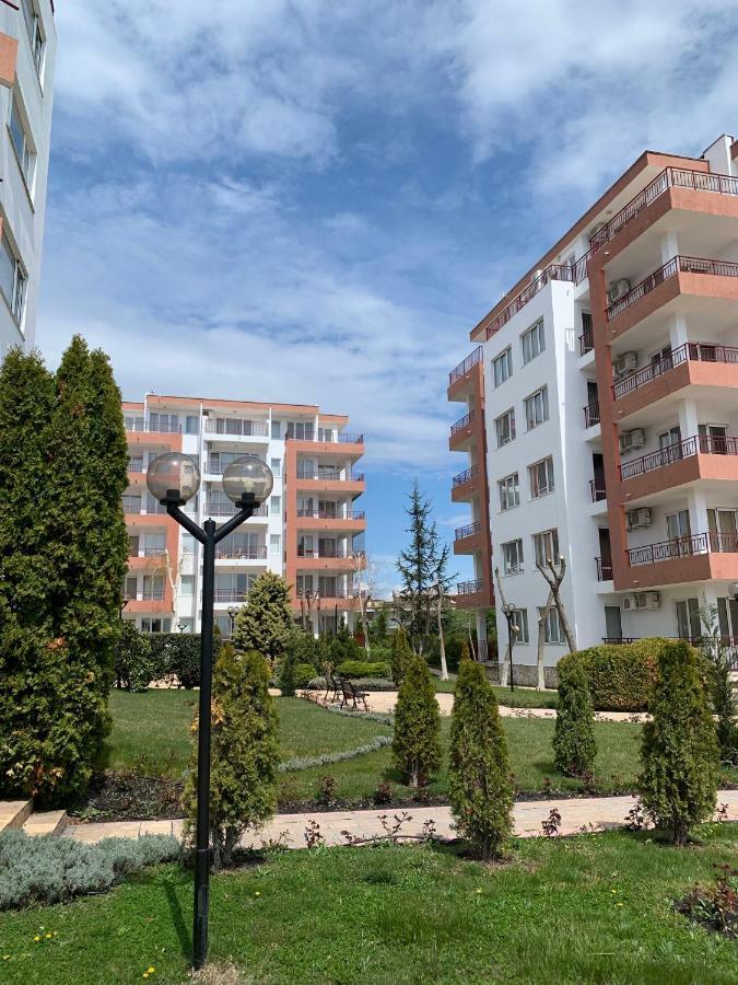 Riviera Fort Beach Apartments By Kalina Resort, Ravda Kültér fotó