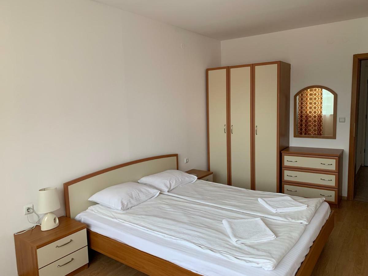 Riviera Fort Beach Apartments By Kalina Resort, Ravda Kültér fotó